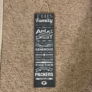 NFL Green Bay Packers Family Wall Decor